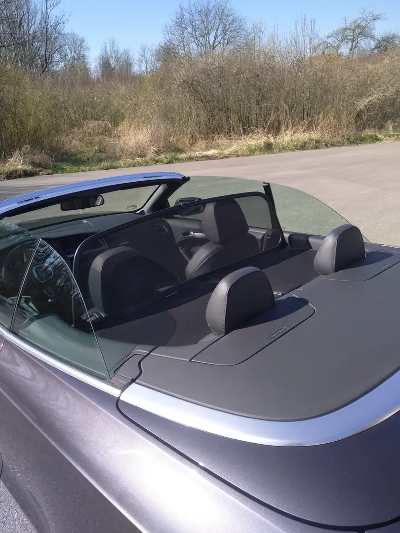 Audi A5 A5 Cabrio 1.8 TFSI Violett - 2