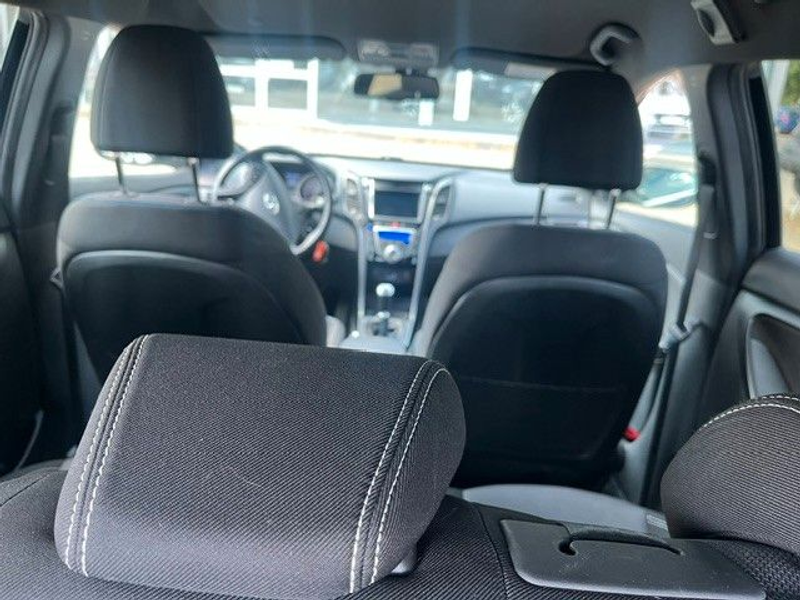 Hyundai i30 1.6 cw blue Passion — photo 6