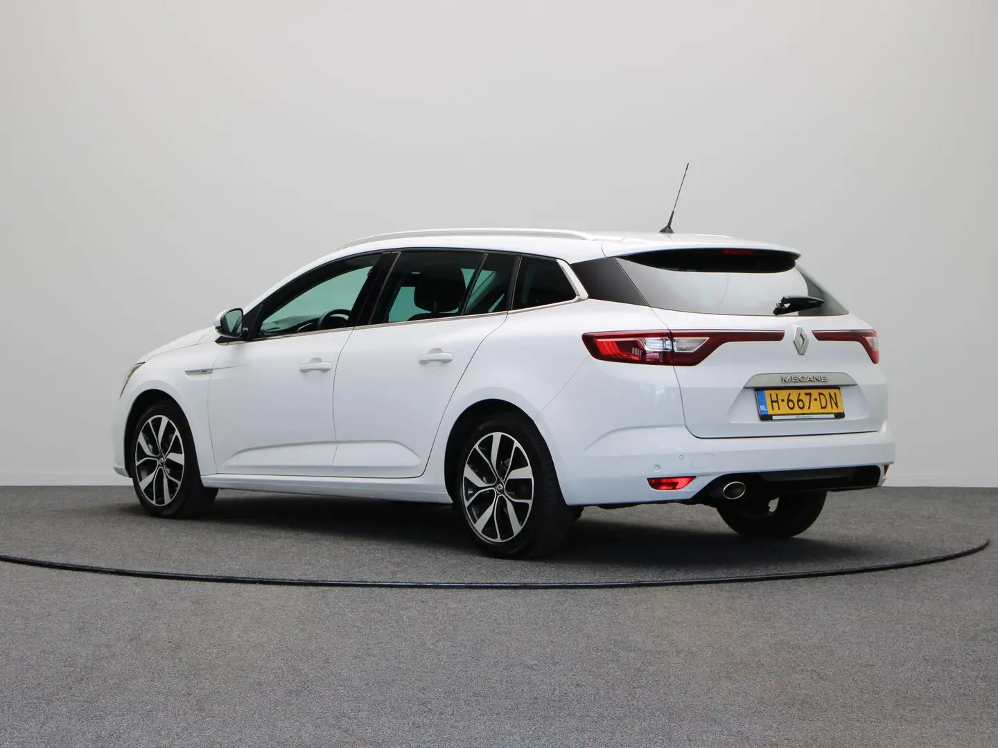 Renault Megane Estate 1.3 TCe Bose | Velgen Lichtmetaal | Bose | Blanc - 2