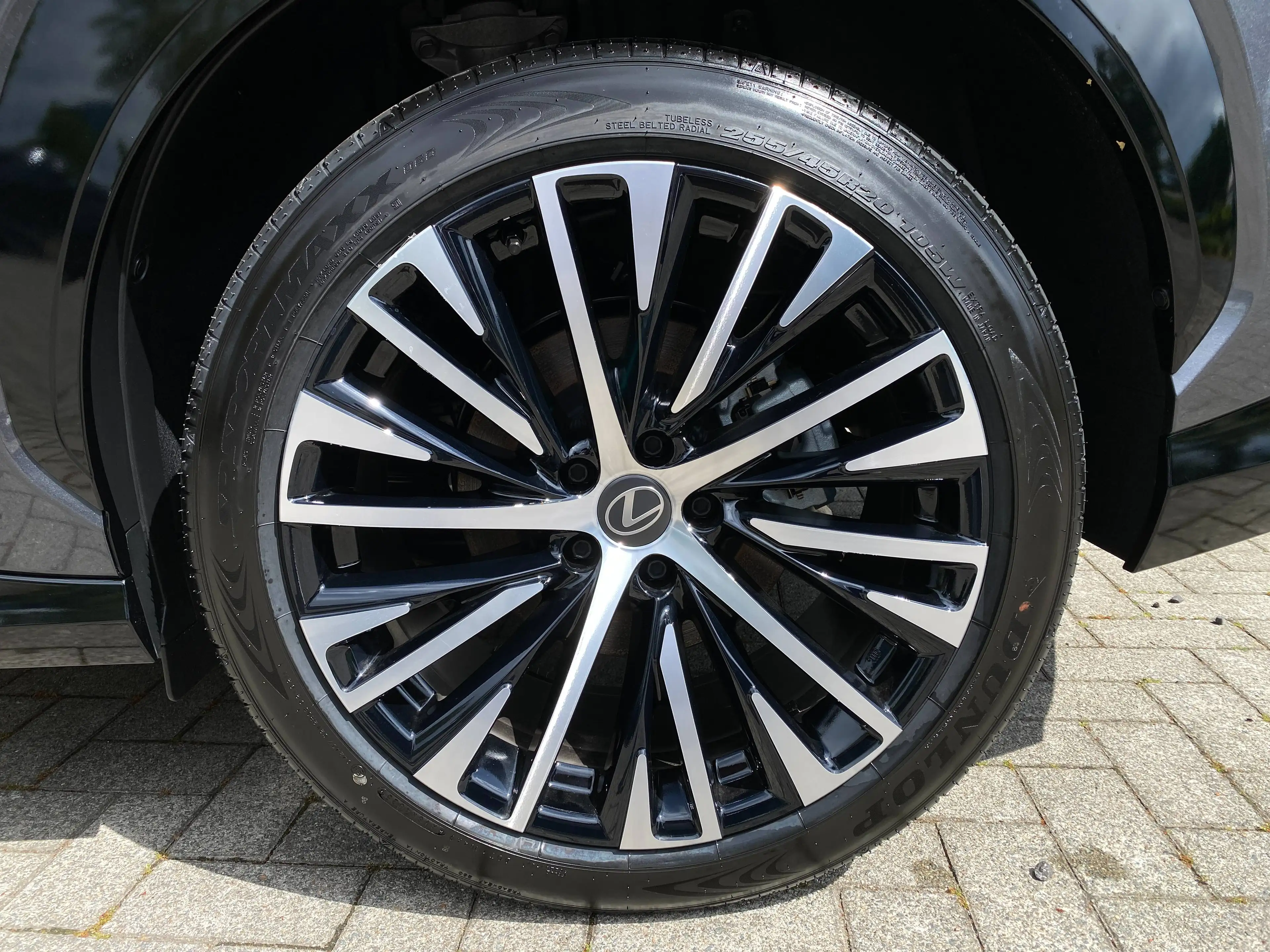 Lexus RZ RZ 350e 77 kWh FWD Privilege Line — photo 6