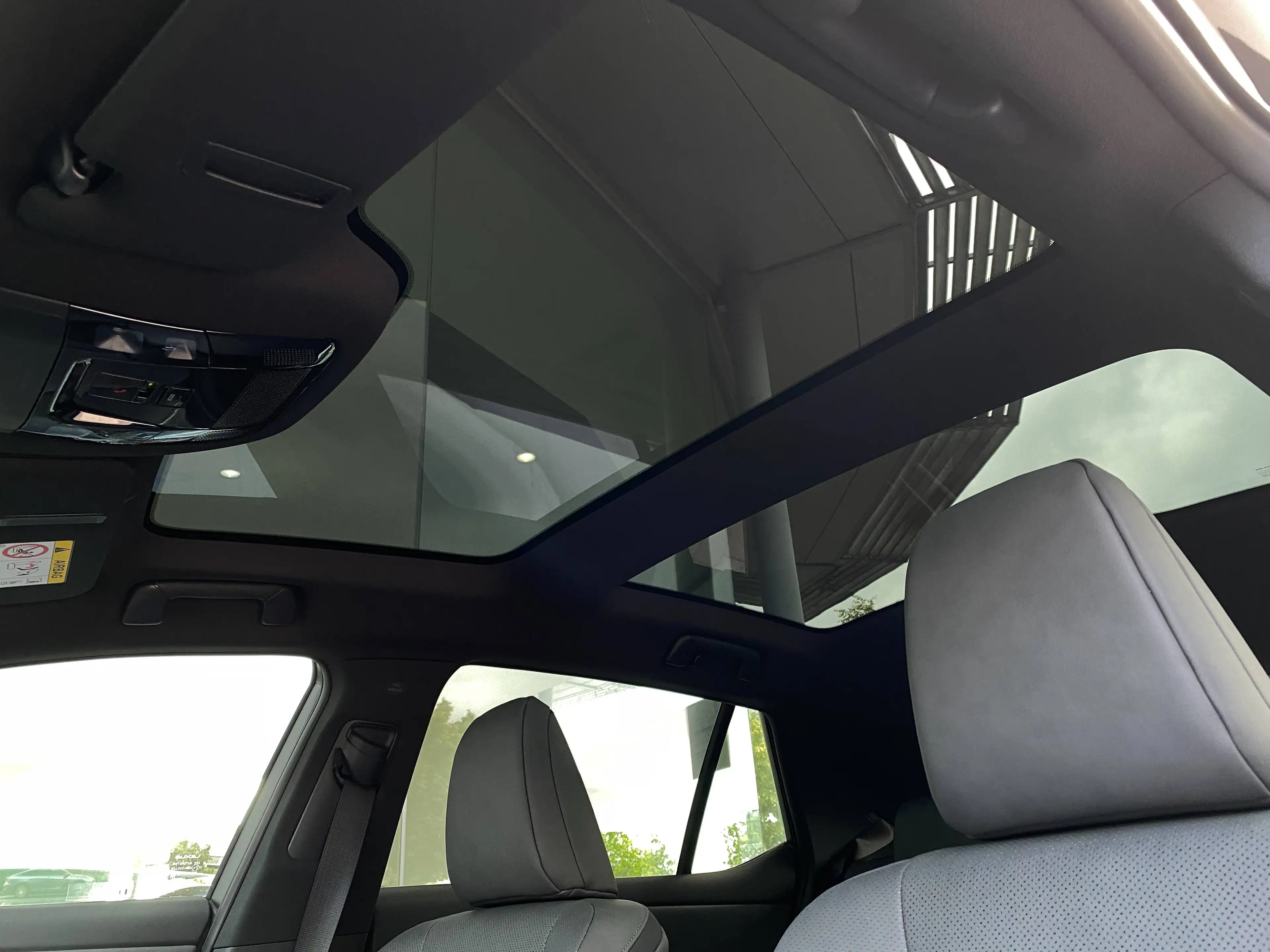 Lexus RZ RZ 350e 77 kWh FWD Privilege Line — photo 15