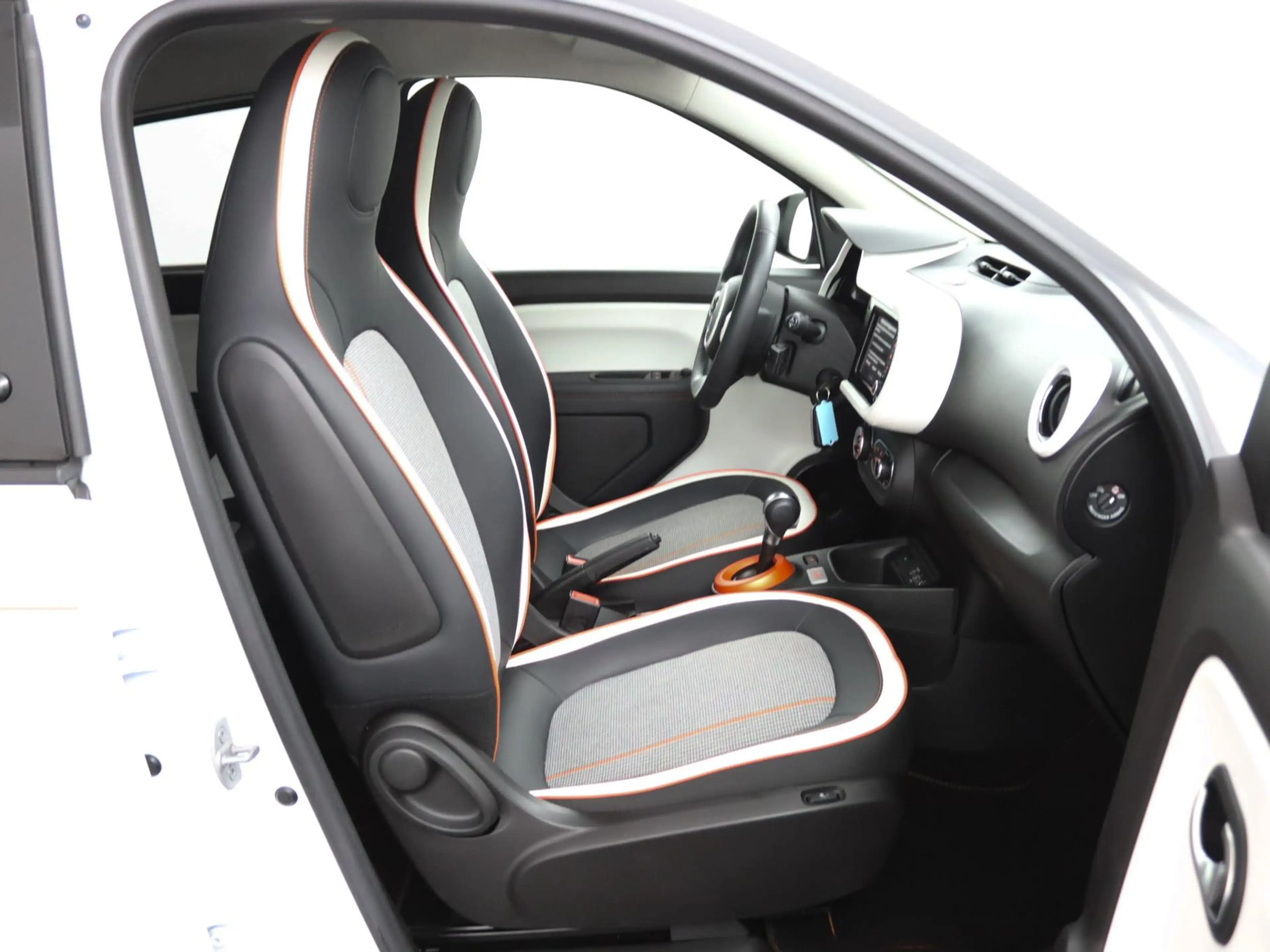 Renault Twingo Z.E. R80 Série Limitée Vibes | Achteruitrijcamera — photo 12