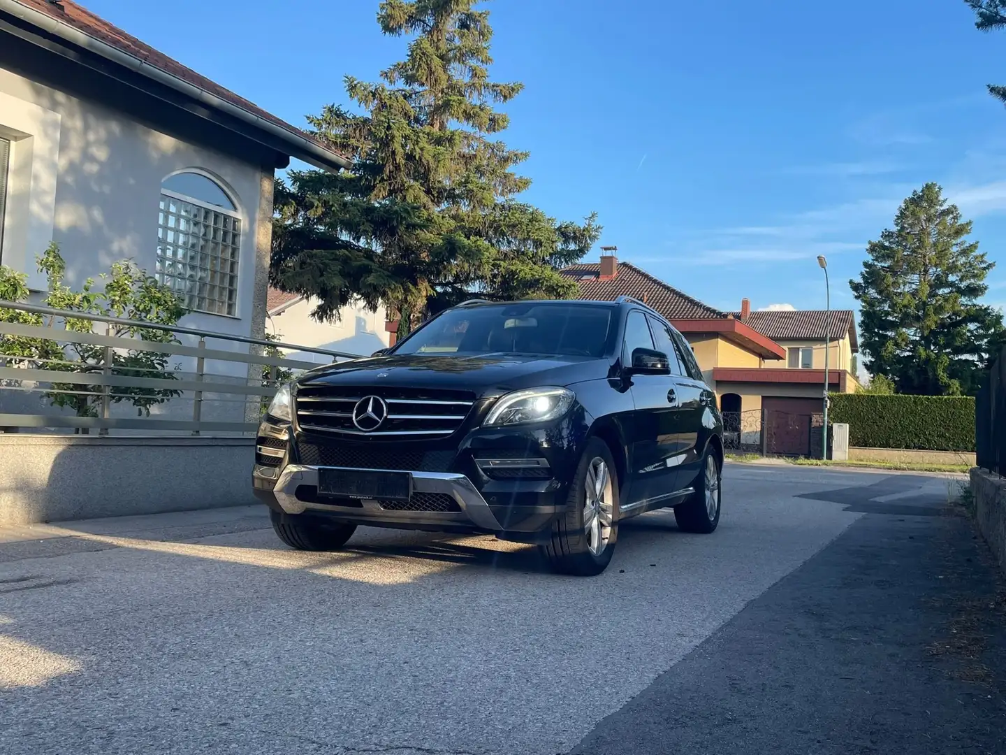Mercedes-Benz ML 350 BlueTEC 4MATIC Aut. DPF Schwarz - 2