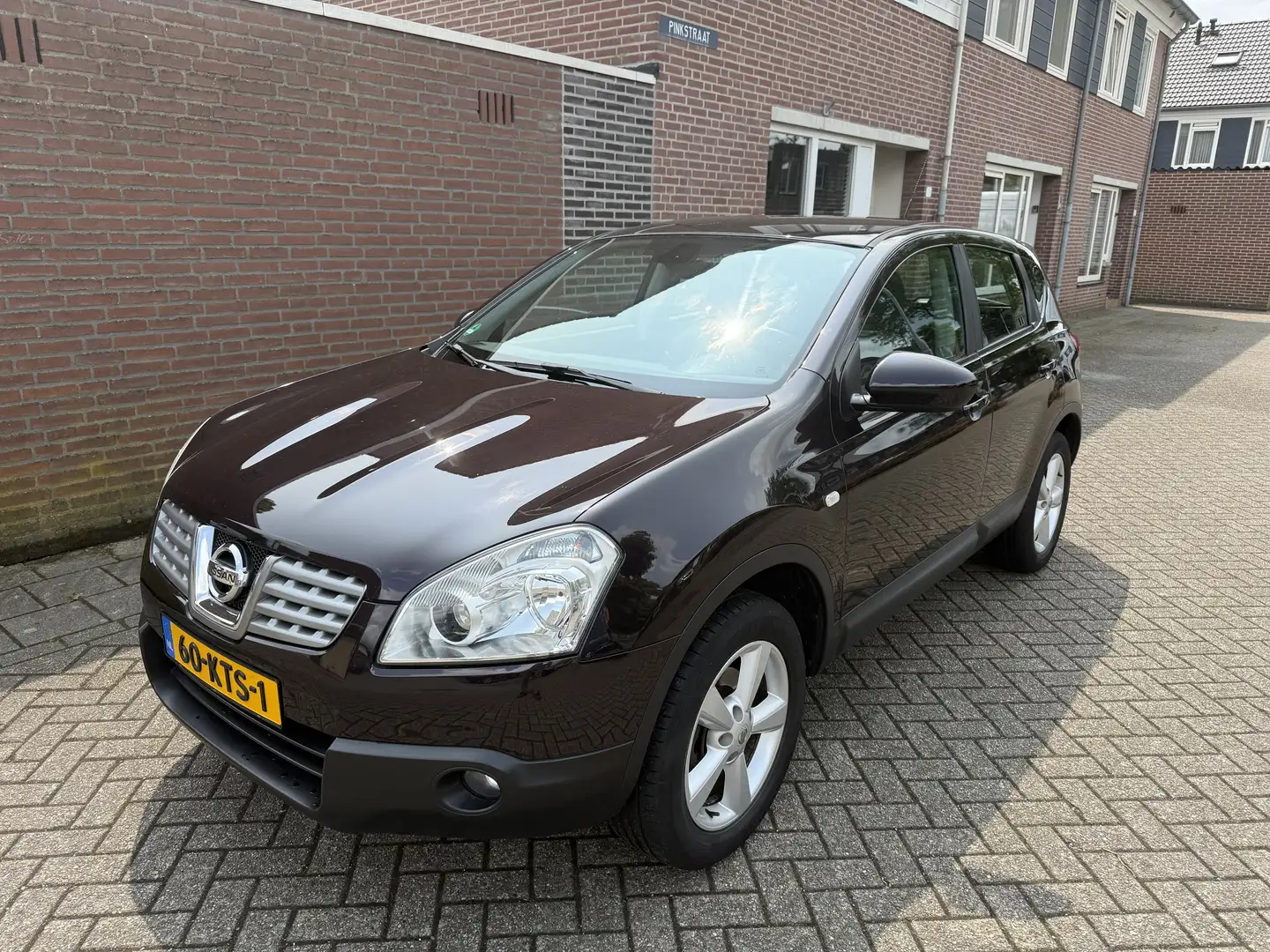 Nissan Qashqai Nissan Qashqai 1.6 2WD 2010 - Nieuwe koppeling Paars - 2