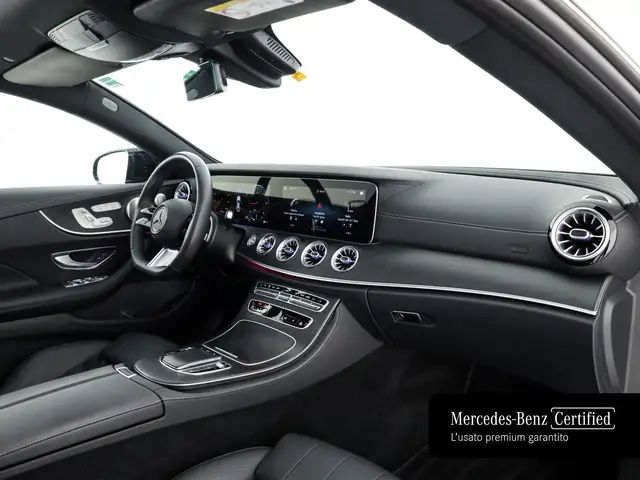 Mercedes-Benz E-Class view 10