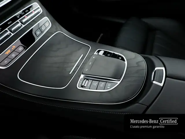 Mercedes-Benz E-Class view 16