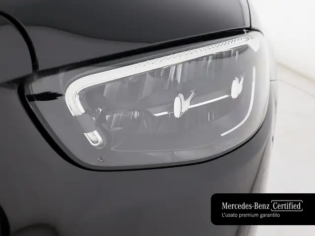 Mercedes-Benz E-Class view 8