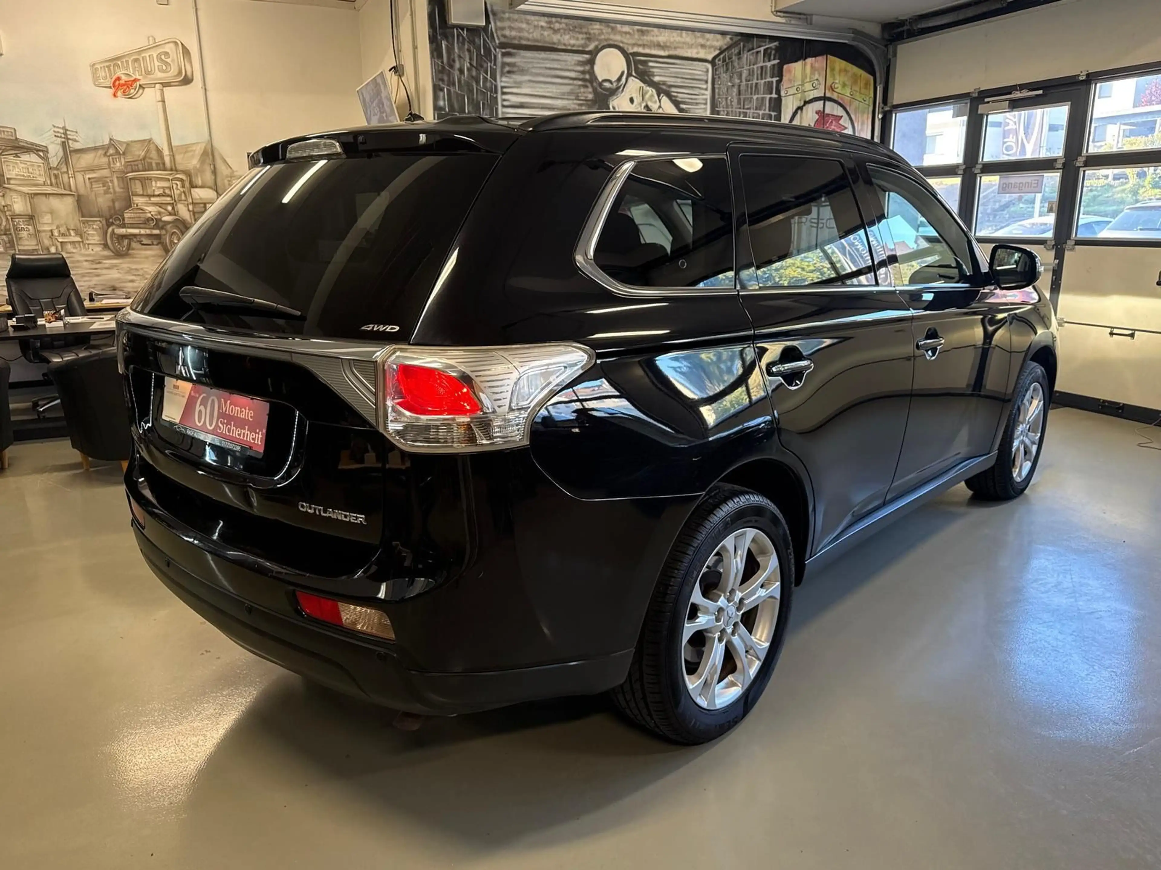 Mitsubishi Outlander 4WD 2.2 D 7-SITZER AHK XENON TEMPOMAT — photo 6