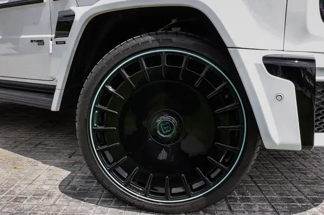 Mercedes-Benz G 63 Amg view 2
