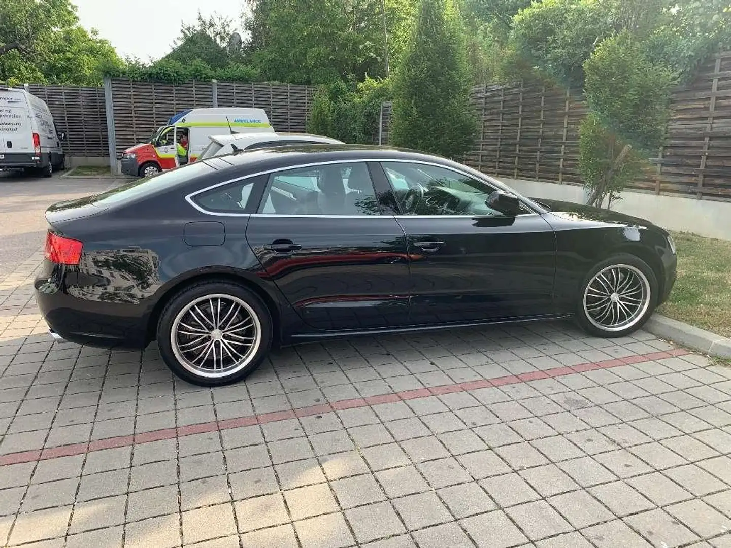 Audi A5 A5 SB 1,8 TFSI Daylight Aut. Daylight Schwarz - 1