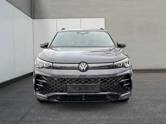 Volkswagen Tiguan R-Line People PLUG-IN+PANO+AHK+HD MATRIX+NAVI+B... Ansicht 2