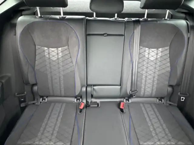 Volkswagen Tiguan R-Line People PLUG-IN+PANO+AHK+HD MATRIX+NAVI+B... Ansicht 25