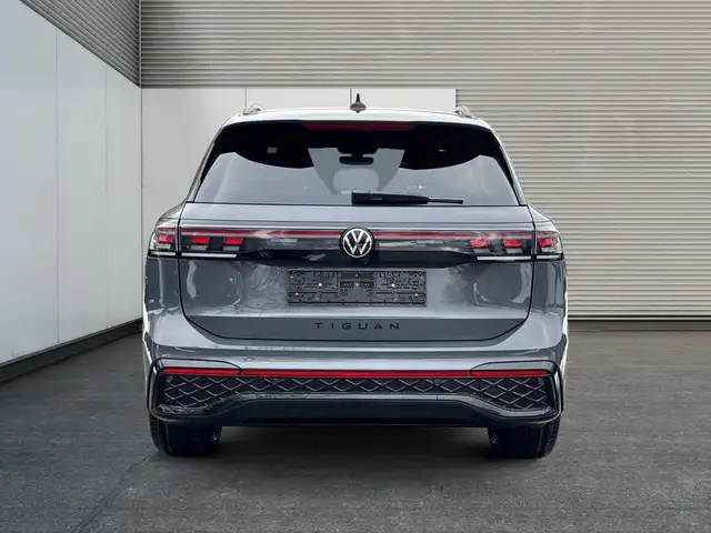 Volkswagen Tiguan R-Line People PLUG-IN+PANO+AHK+HD MATRIX+NAVI+B... Ansicht 5