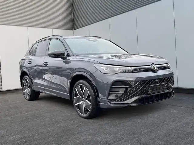 Volkswagen Tiguan R-Line People PLUG-IN+PANO+AHK+HD MATRIX+NAVI+B... Ansicht 8