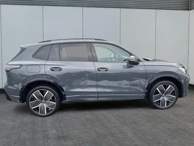 Volkswagen Tiguan R-Line People PLUG-IN+PANO+AHK+HD MATRIX+NAVI+B... Ansicht 7