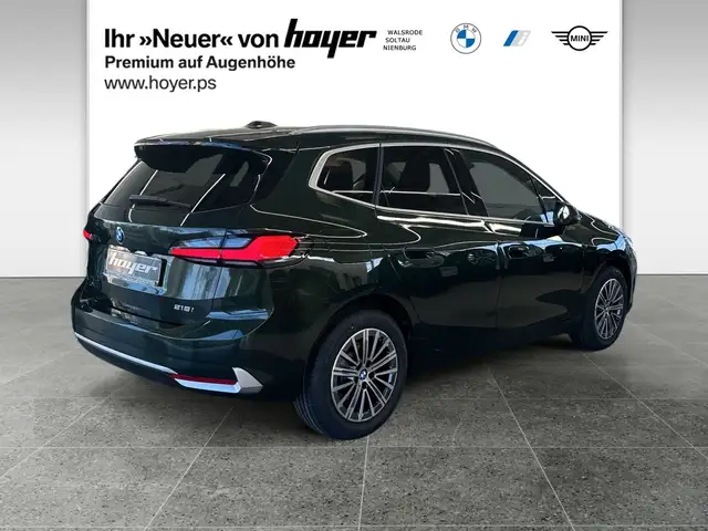 BMW 2 Series view 2