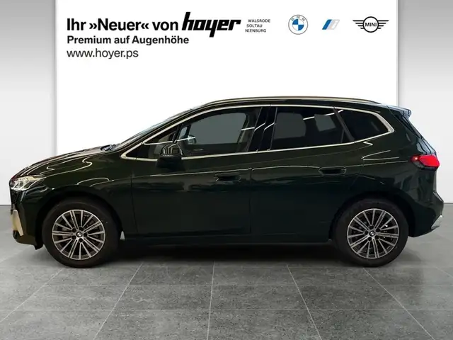 BMW 2 Series view 3