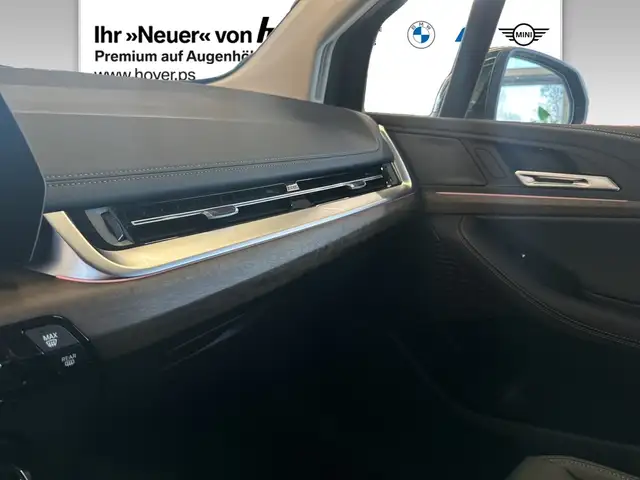 BMW 2 Series view 11