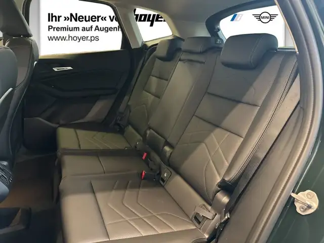 BMW 2 Series view 8
