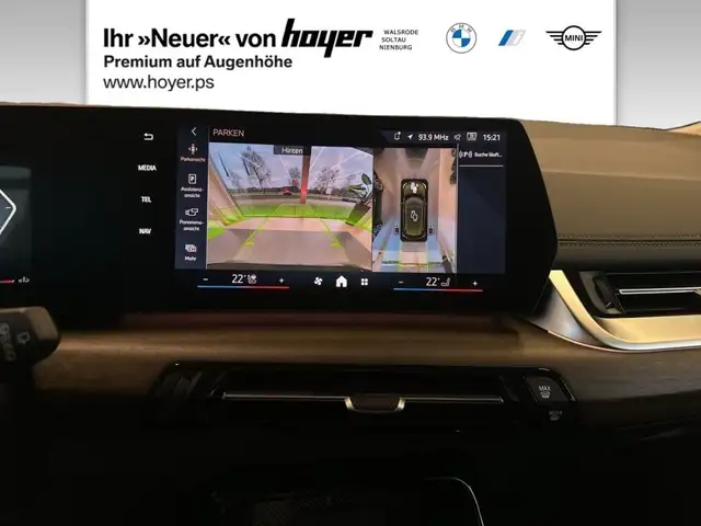 BMW 2 Series view 9