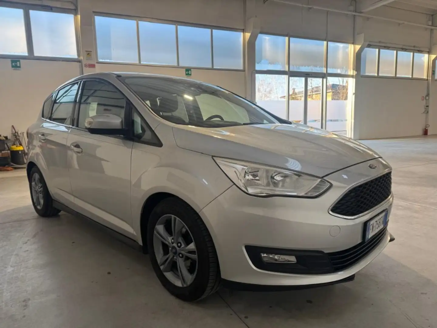 Ford C-Max 1.5 TDCi 95CV Start&Stop Titanium Gris - 2