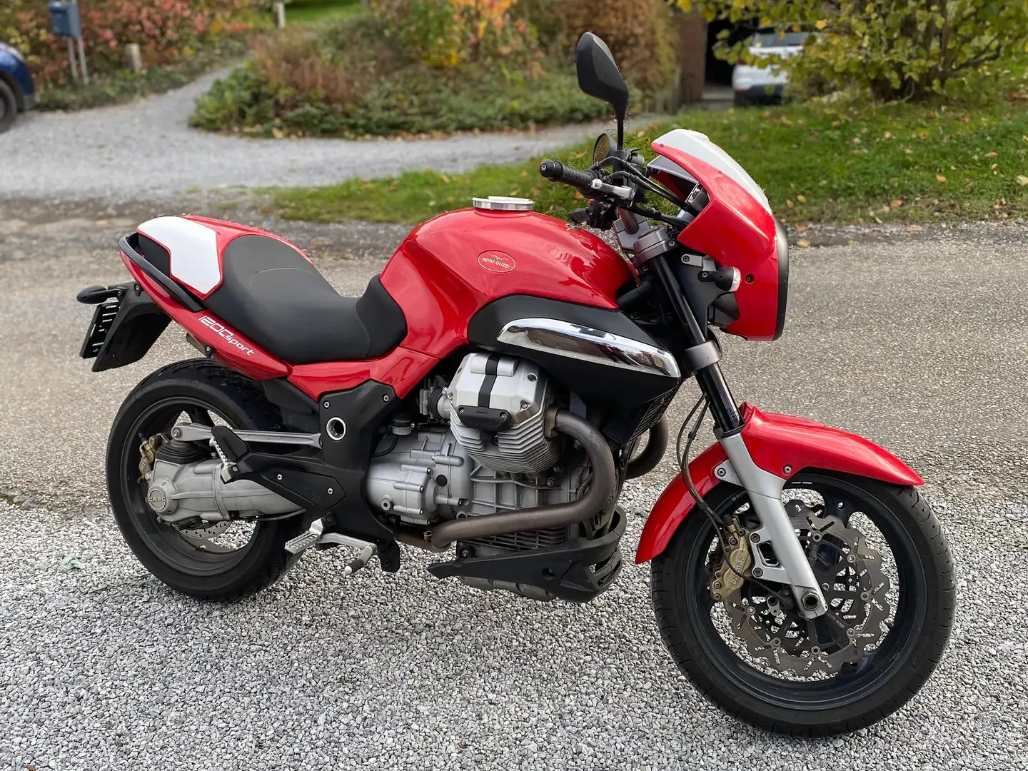 Moto Guzzi 1200 Sport Rosso - 2