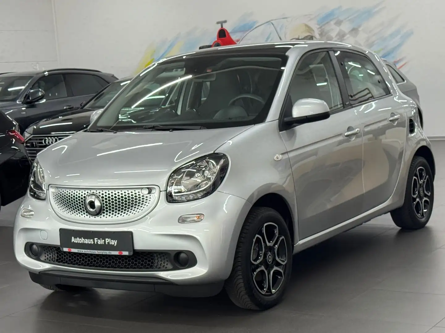 smart forFour Aut. Prime NAVI/PANO/LEDER/UNFALLFREI! Silber - 1