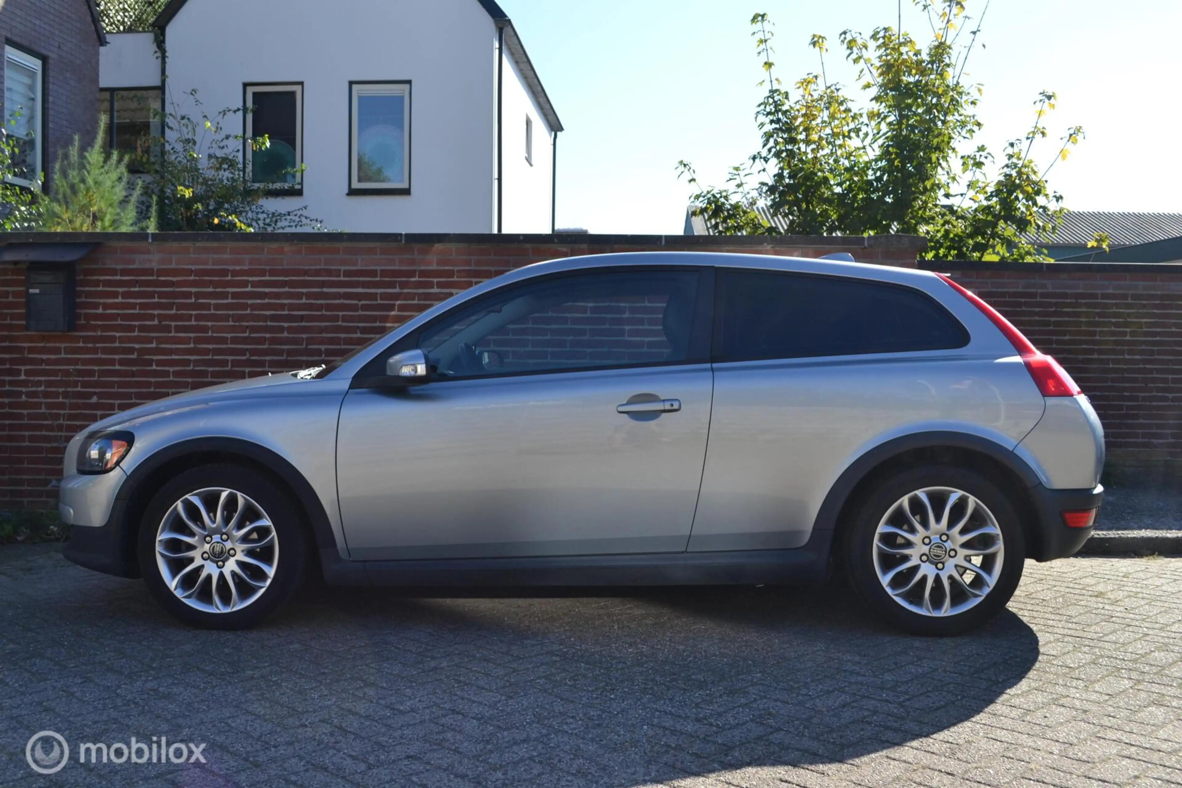 Volvo C30 1.6 Summum | Stoelverw. | Parkeersensoren | Climat — photo 3