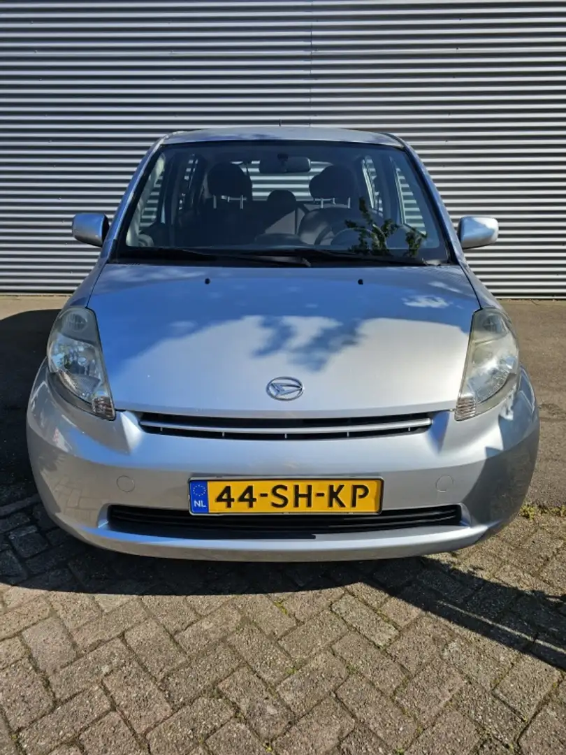 Daihatsu Sirion 2 1.0-12V Trend Nieuwe koppeling Grijs - 2