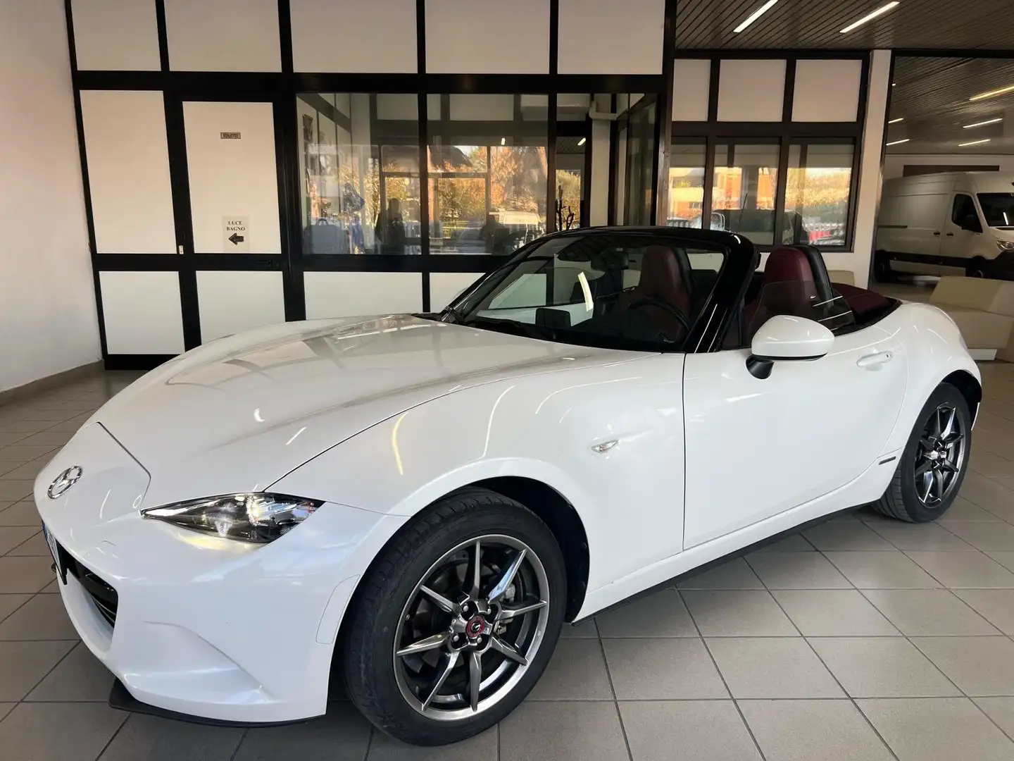 Mazda MX-5 Soft Top 1.5 100th Anniversary KM 52.000 Blanc - 2
