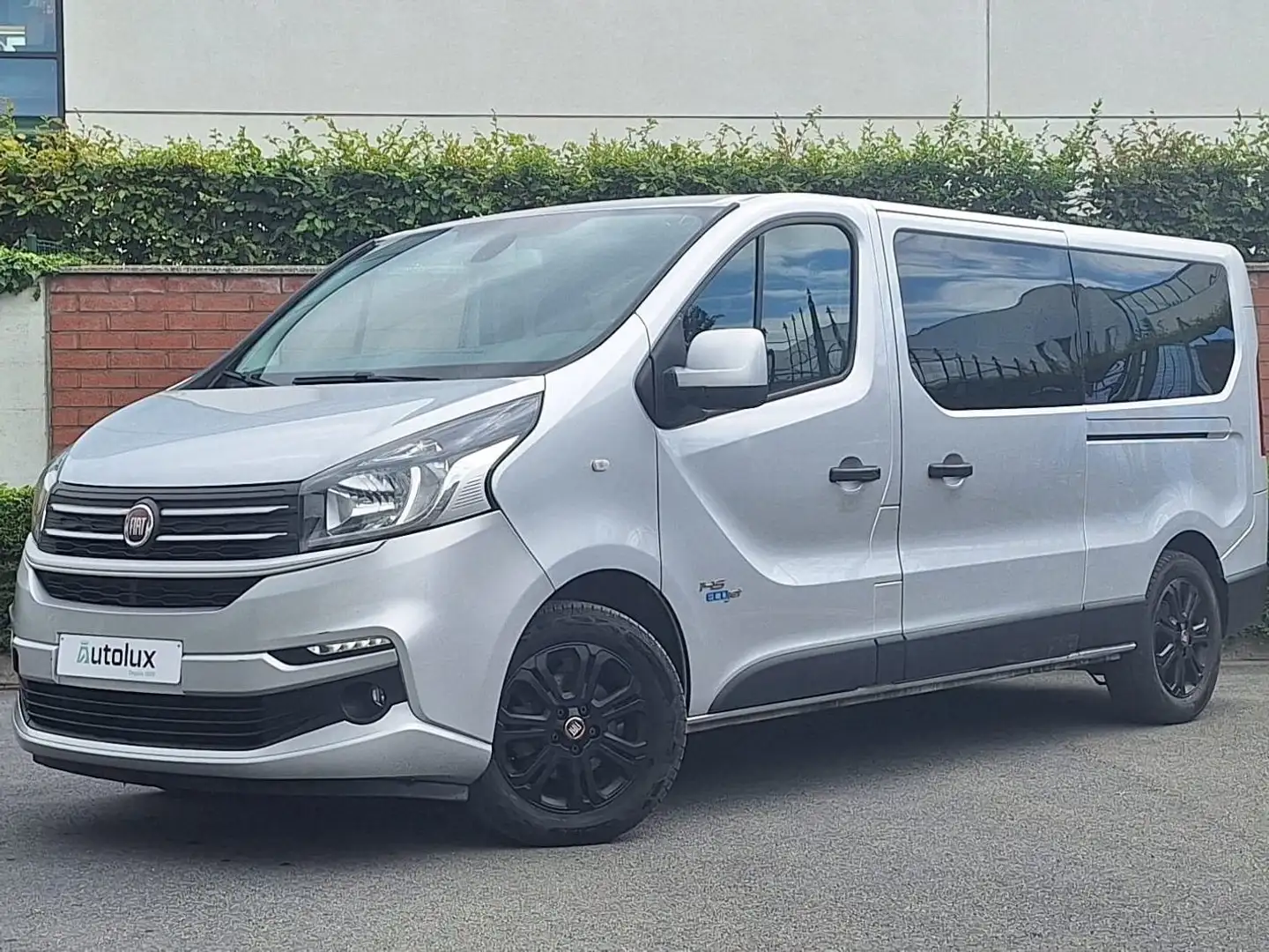 Fiat Talento 9PLACES - 2PORTES LATERALES - 22.306 € HTVA Gris - 1