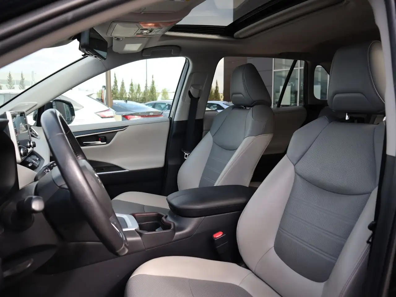 Toyota RAV 4 снимка Toyota RAV 4