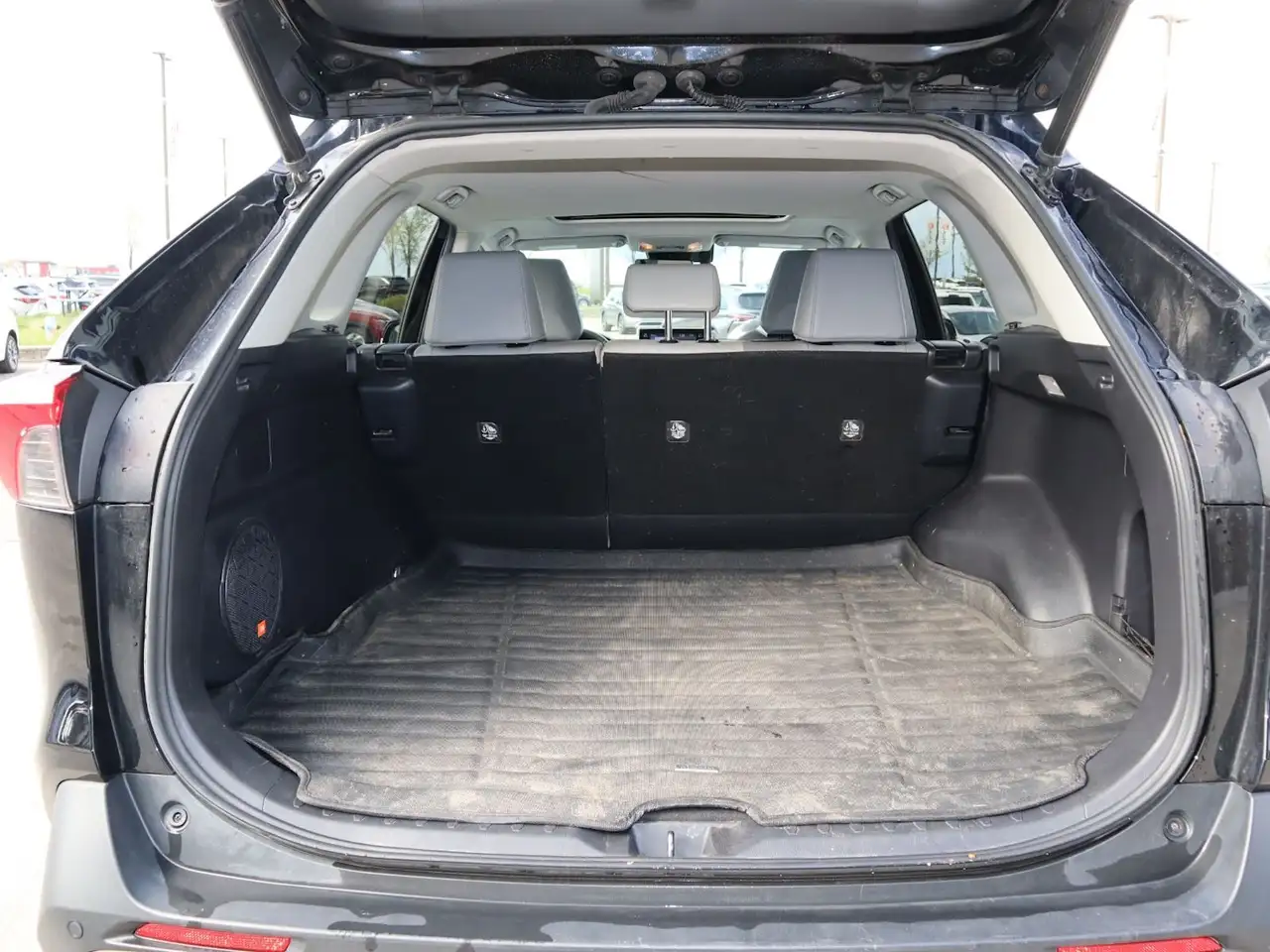 Toyota RAV 4 снимка Toyota RAV 4