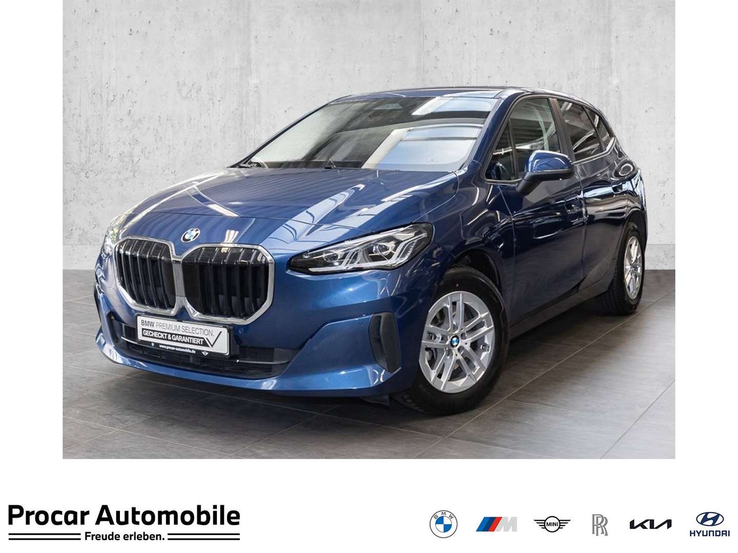 BMW 218 nuo 460 €/ mėn Benzinas 2023m. Mikroautobusas Automatinė
