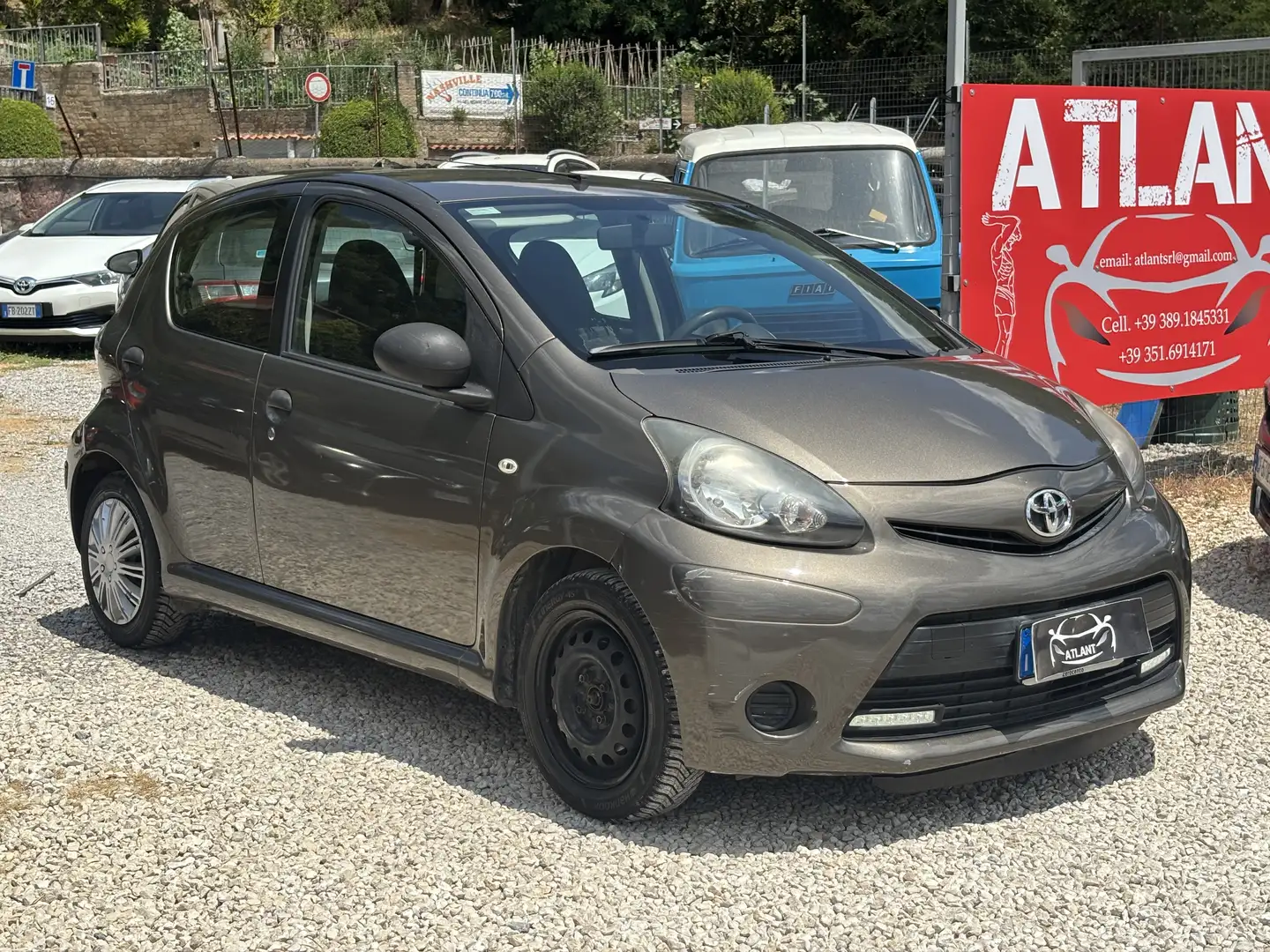 Toyota Aygo 1.0 12V VVT-i 5P Cool Soda Connect Bronzo - 1
