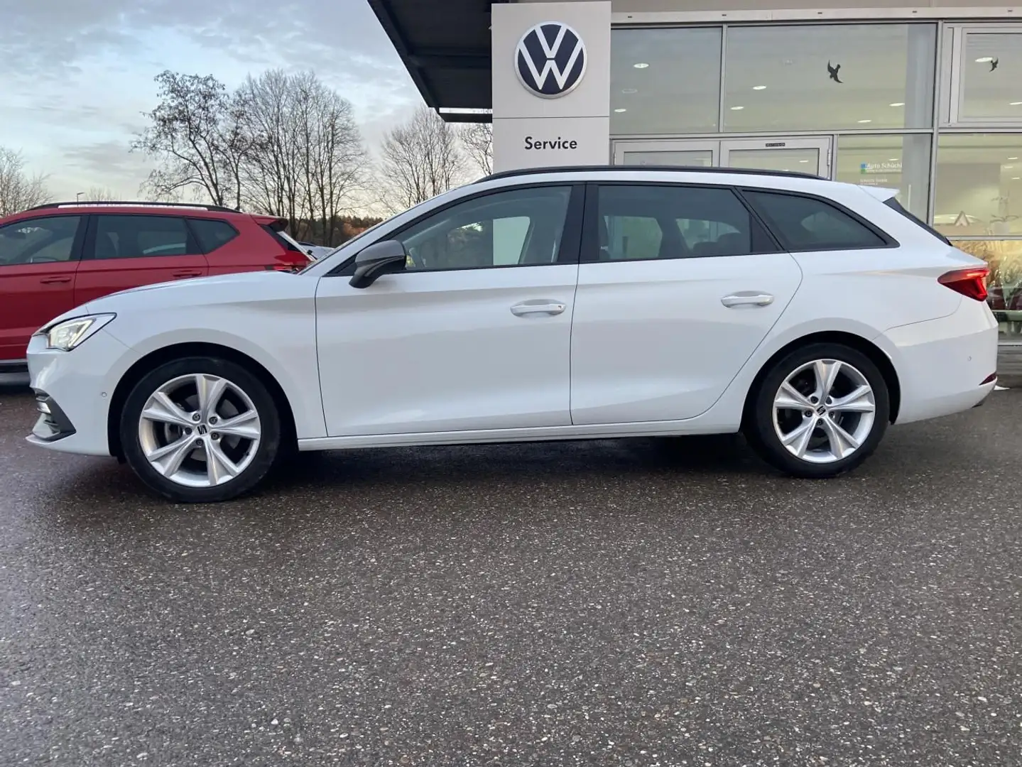 SEAT Leon ST 1.5 TSI DSG FR-Line BEATS+PANO+STANDHEIZ Weiß - 2
