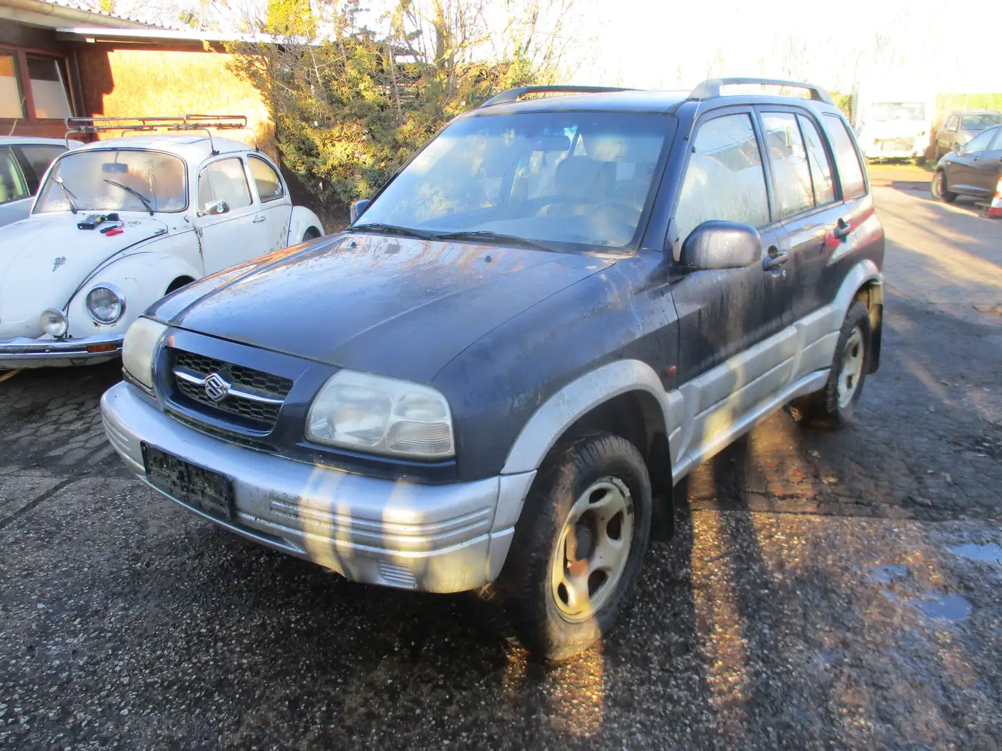 Suzuki Grand Vitara Automatik-Klima-2.5 V6 Blau - 1