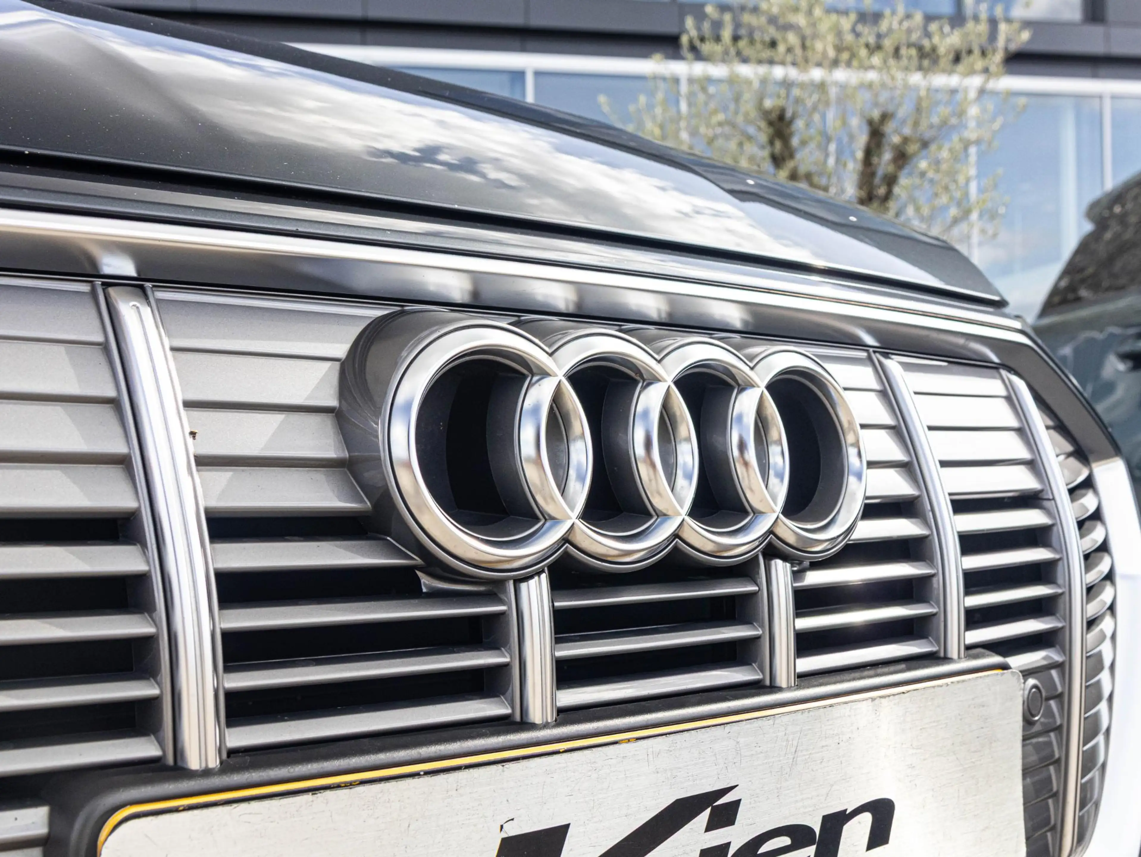 Audi e-tron e-tron 50 quattro Launch edition plus 71 kWh | SOH — photo 28