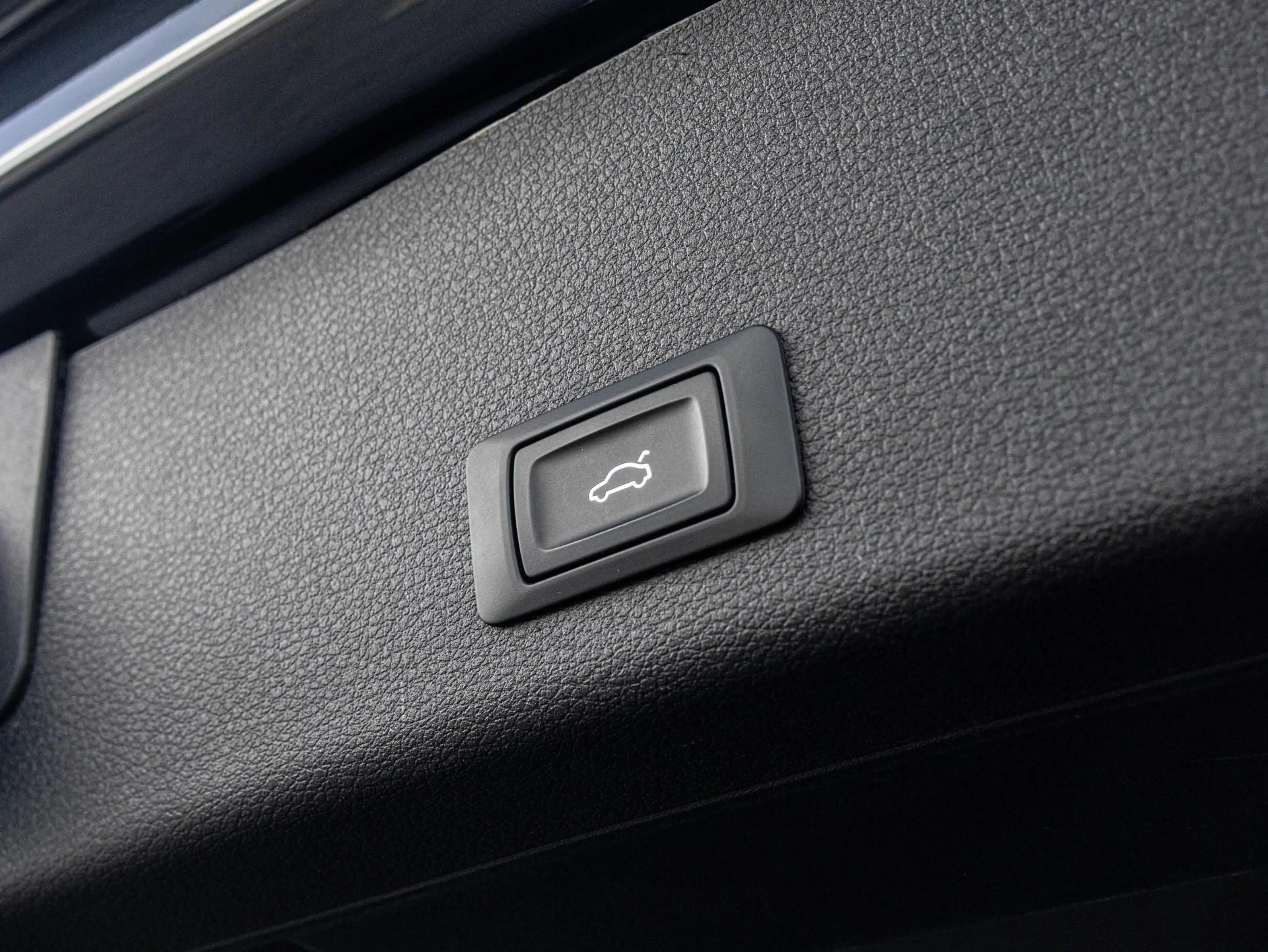 Audi e-tron e-tron 50 quattro Launch edition plus 71 kWh | SOH — photo 25