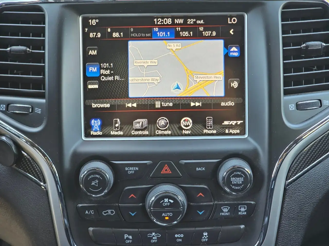 Jeep Grand Cherokee снимка Jeep Grand Cherokee