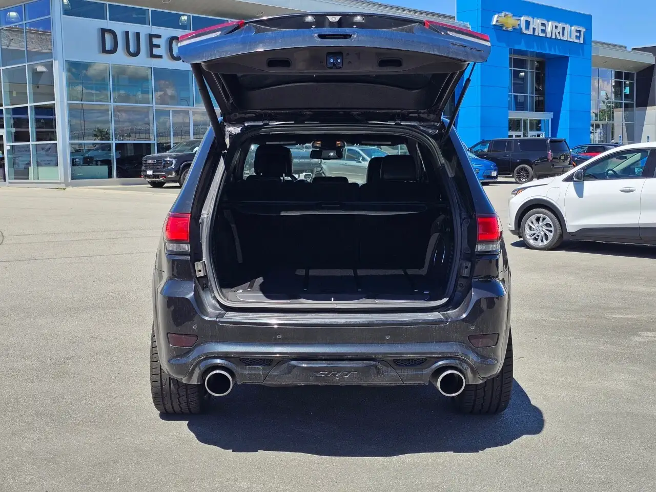 Jeep Grand Cherokee снимка Jeep Grand Cherokee