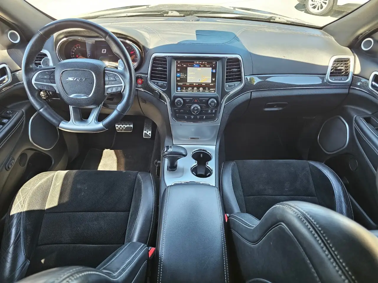 Jeep Grand Cherokee снимка Jeep Grand Cherokee