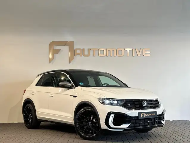 Volkswagen T-Roc view 7