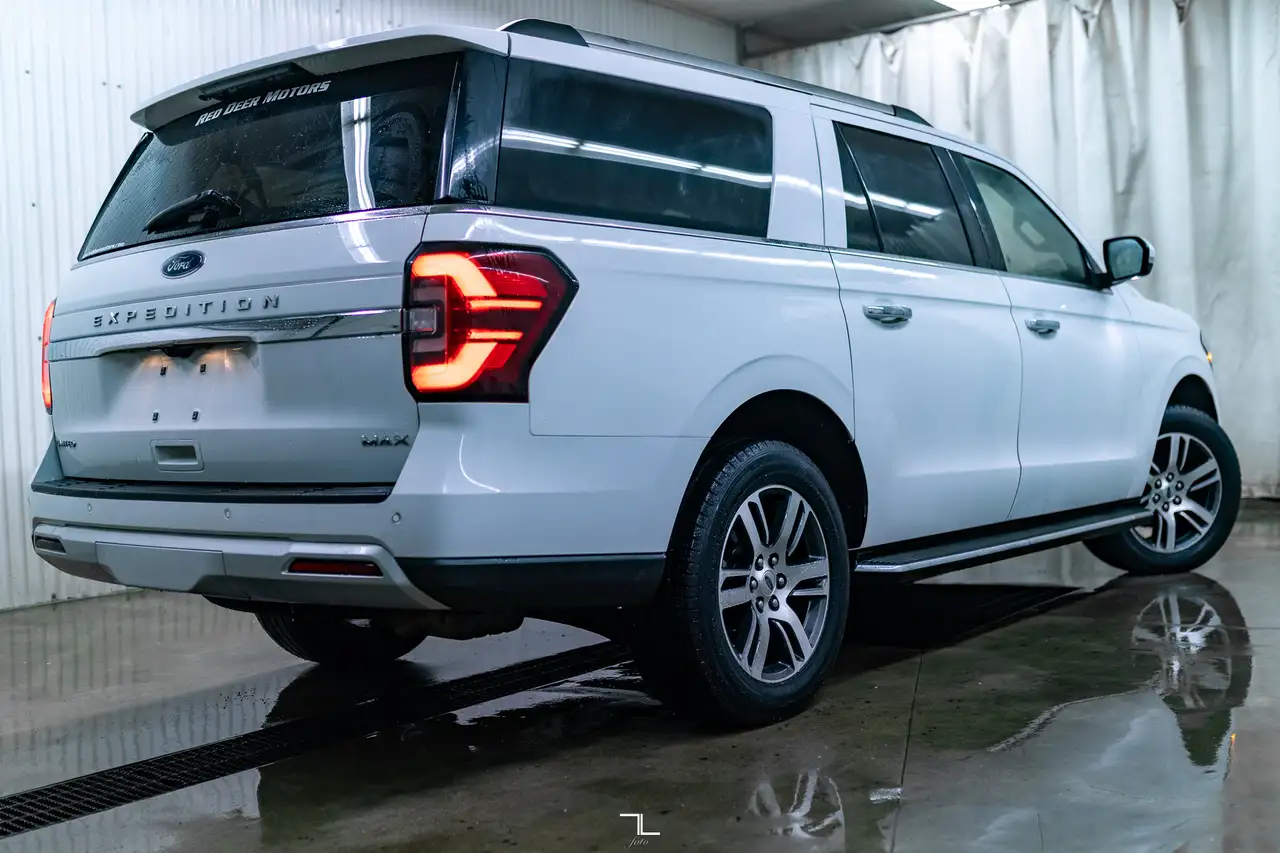 Ford Expedition снимка Ford Expedition
