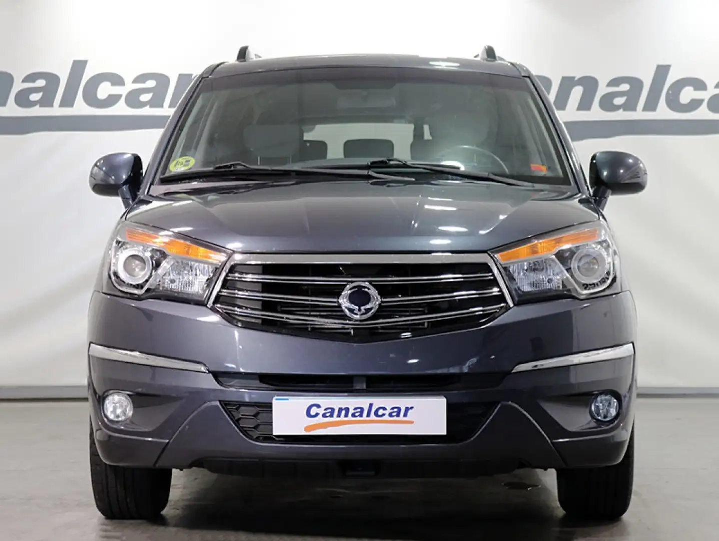 SsangYong Rodius 2.0e-Xdi Premium Gris - 2