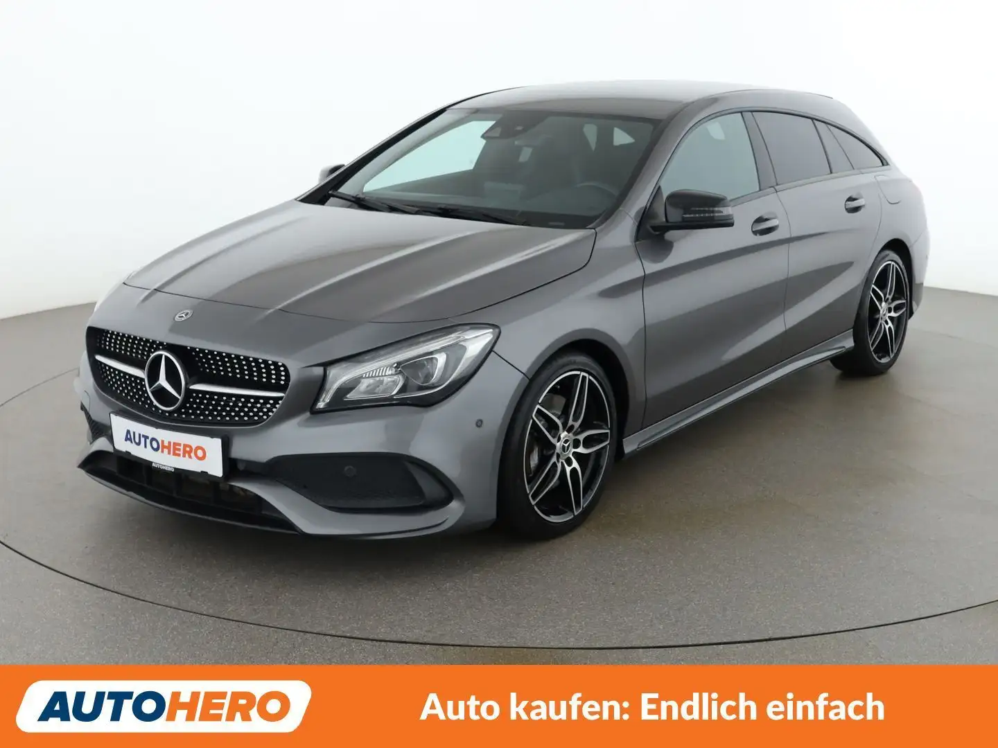 Mercedes-Benz CLA 220 CLA 220 Shooting Brake AMG Line Grau - 1