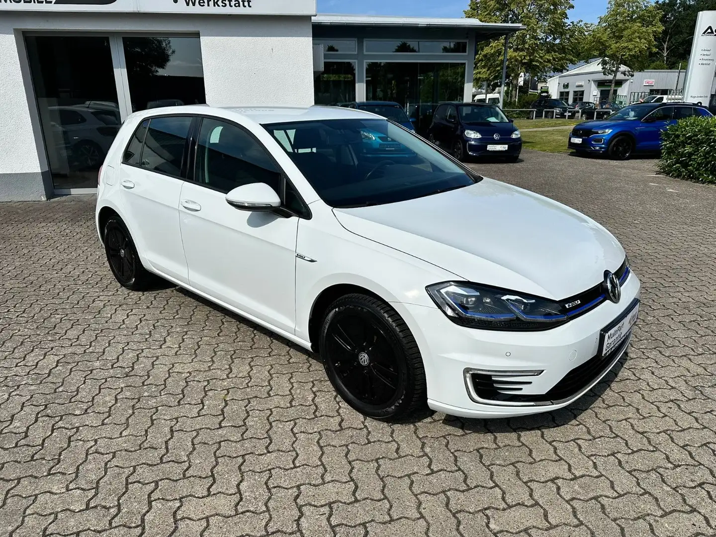 Volkswagen Golf e-Golf VII Automatik Navi Clima LED Wit - 1