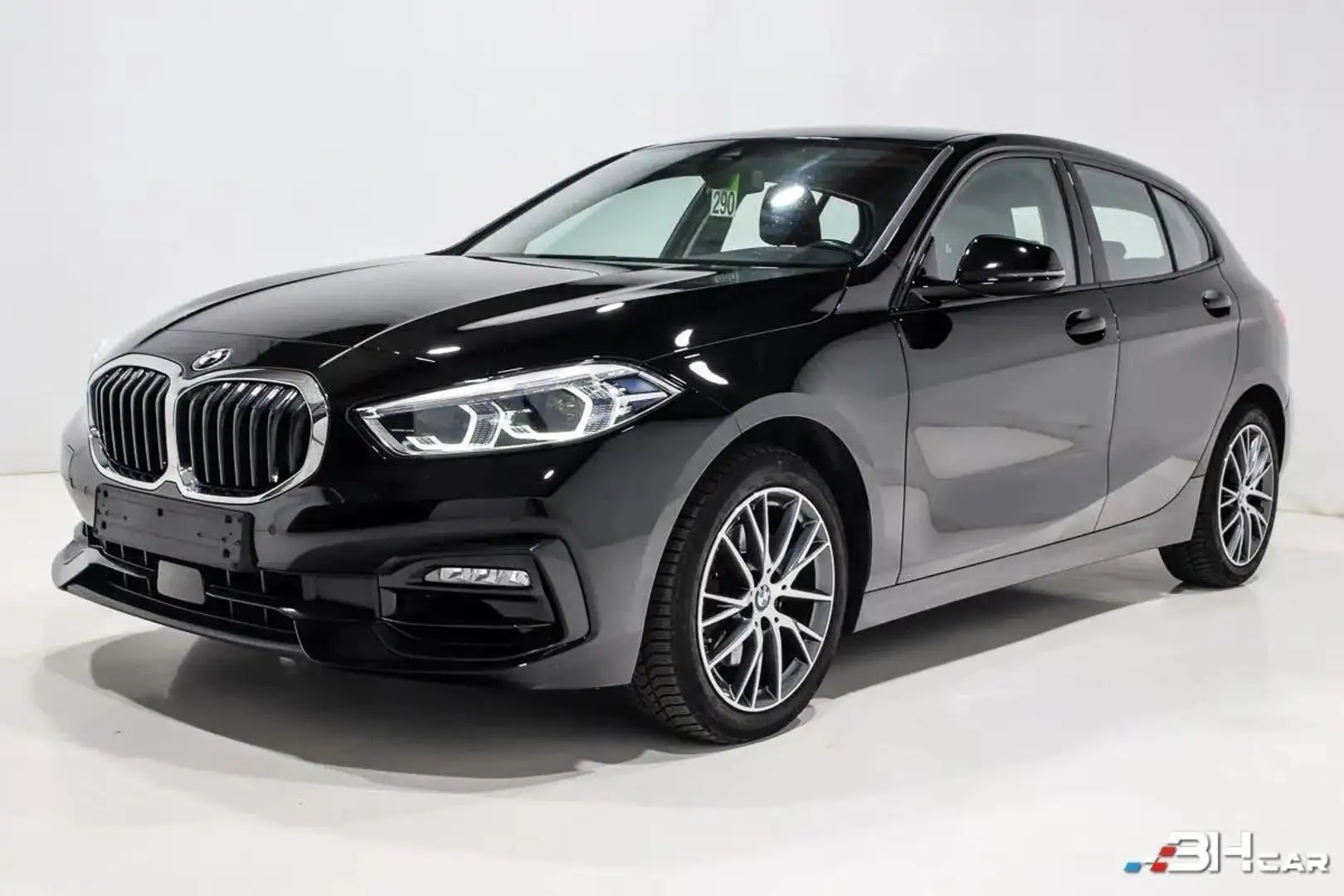 BMW 118 (F40) 118iA 140ch Edition Sport DKG7 Carplay Schwarz - 1