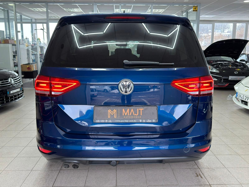 Volkswagen Touran United 2.0TDI DSG LED NAVI PDC 7-Sitzer — photo 7