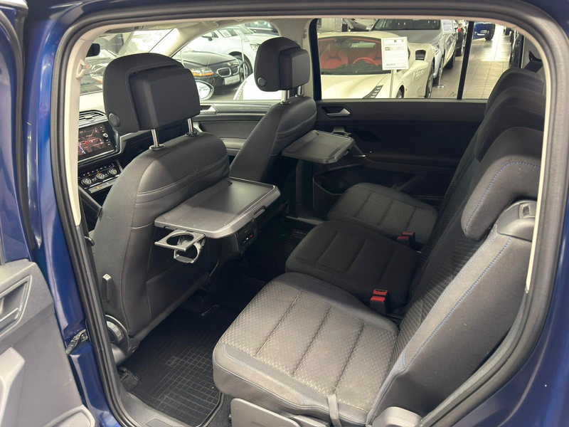 Volkswagen Touran United 2.0TDI DSG LED NAVI PDC 7-Sitzer — photo 15